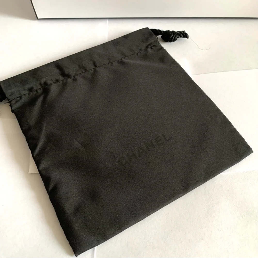 CHANEL Gift Box Set w Card Envelope Pouch White Luxury Packaging Small